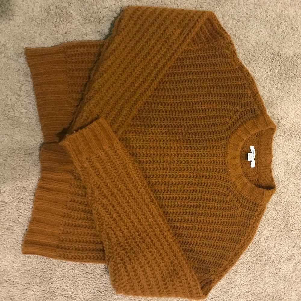 American eagle sweater